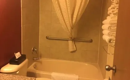 Super 8 by Wyndham New Castle