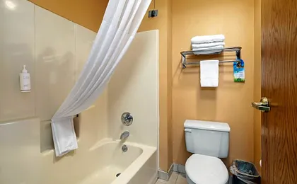 Days Inn by Wyndham Battlefield Rd/Hwy 65