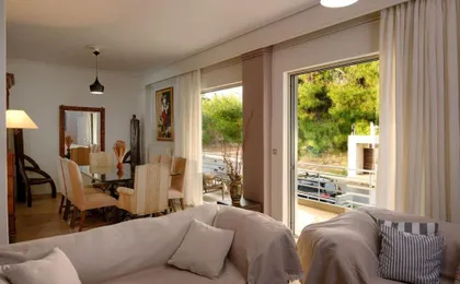 Quiet Family Apartment with Garden And Balconies