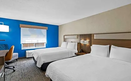 Holiday Inn Express Hotel & Suites Council Bluffs - Convention Center Area By IHG