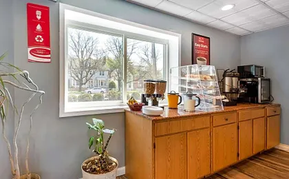 Econo Lodge Cortland Downtown