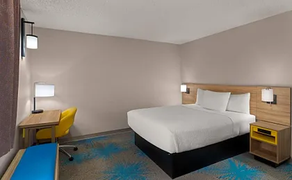 Days Inn by Wyndham Mandan Bismarck Area