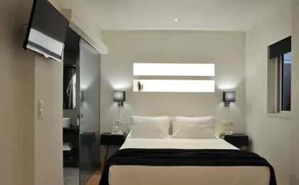 Alter Athens (Adults only)