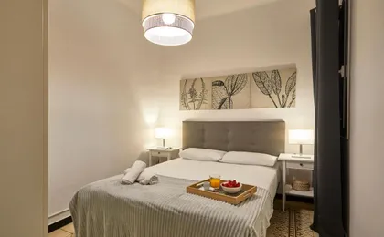 Bbarcelona Sagrada Familia Garden Apartment