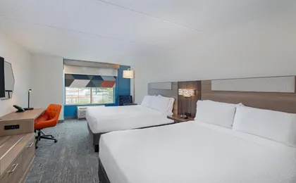 Holiday Inn Express & Suites Columbus at Northlake