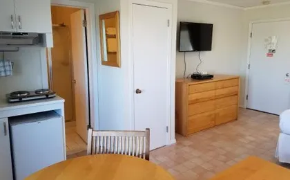 White Sands Motel