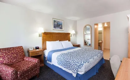 Days Inn by Wyndham Anaheim Near the Park