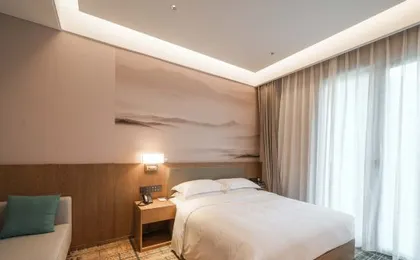 LU ISLAND HOTEL