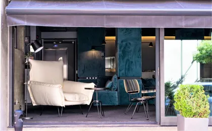 Periscope Hotel