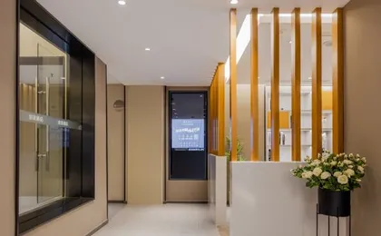 Homeinn · neo (Hangzhou Hefang Street Jiangcheng Road Subway Station)