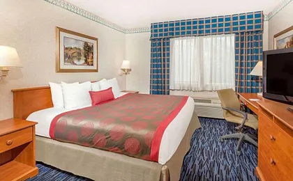 Ramada by Wyndham Kent Seattle Area