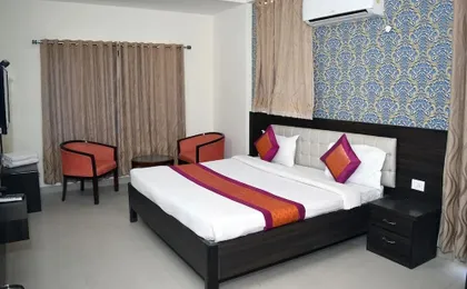 Ganga Darshanam Guest House