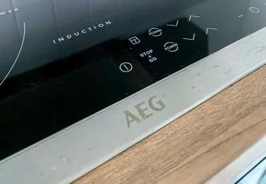 Zentrumsnahe Ferienwohnung mit ruhigem Balkon - "Arthur"