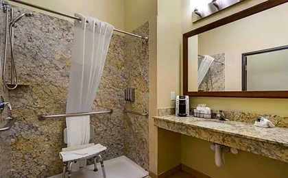 Best Western Plus Lacey Inn & Suites