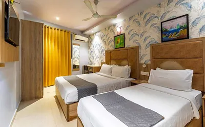 Hotel Lotus Grand