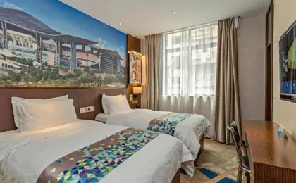 Zmax Hotels (Guangzhou Changgang Jiangtai Road Metro Station)