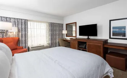 Hampton Inn & Suites Florence Center (H)