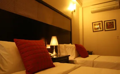 Emblem Hotel