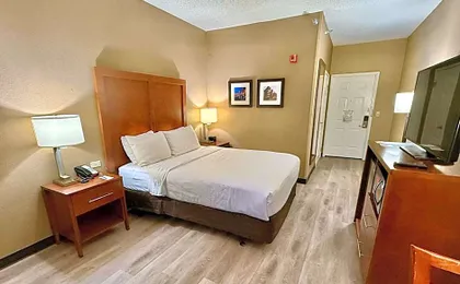 Comfort Inn Gurnee near Six Flags