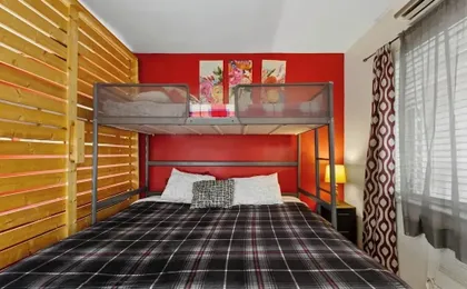 1BR Pet-friendly Condo w/ Parking & Backyard BBQ