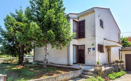 Holiday Home in Pula Near Crystal Clear Sea