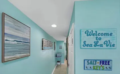Sea La Vie Studio for 4