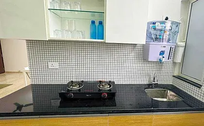 2BHK Apartment in Malad by Florastays