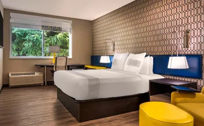 Glo Hotel Asheville Blue Ridge Parkway
