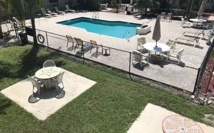 Key Largo Inn, a smoke-free property