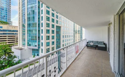 Brickell Bay 1720