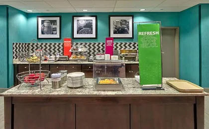 Hampton Inn & Suites Albuquerque/Airport