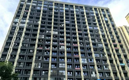 Chongqing Shiyue Hotel (Weidianyuan Branch)