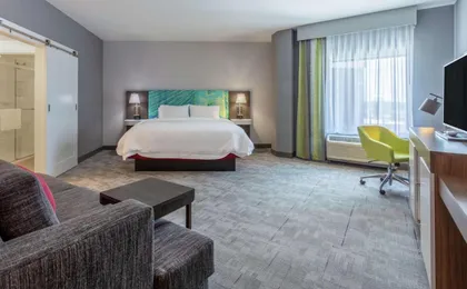Hampton Inn & Suites Burlington