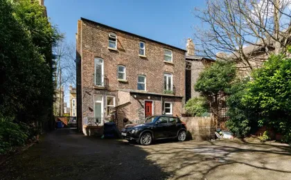 FLATZY - Stylish Abode on Doorstep of Sefton Park *10 minutes to Centre*