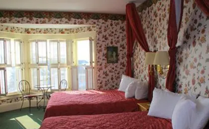 Inn on Mackinac
