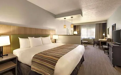 Country Inn & Suites by Radisson, Prineville, OR