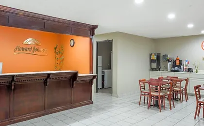 Baymont by Wyndham Iowa Lake Charles