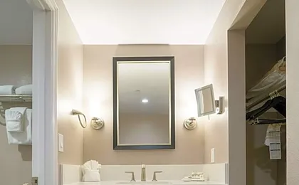 Woodcrest Hotel Cupertino