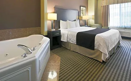 Best Western Plus Port of Camas-Washougal Convention Center