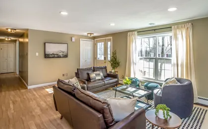 Your Perfect Blend Of Views, Hot Tub, And Fun! 3 Bedroom Home by RedAwning