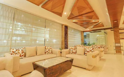 Hotel Silk City