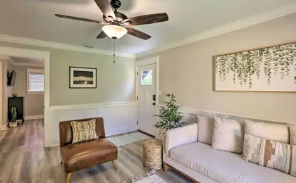 Cozy Tallahassee Apartment w/ Spacious Yard!