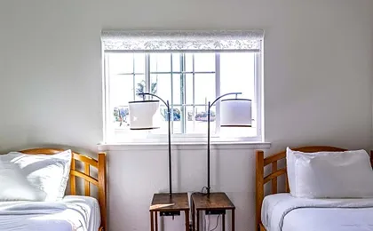 Coastal Breeze Inn