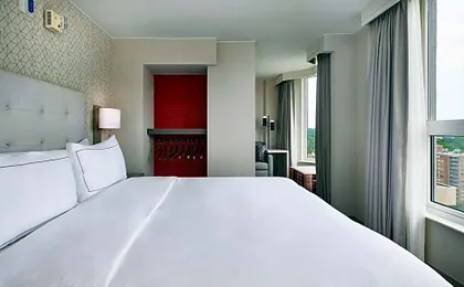 Hilton Kansas City Country Club Plaza