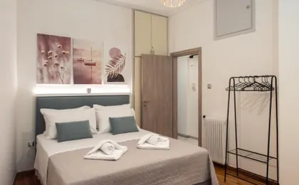 Relax Apartment Under Acropolis