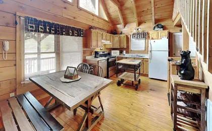 Scooter Bears Den by Jackson Mountain Rentals
