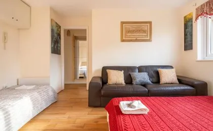 Comfortable 1-Bedroom Glenville Escape -Sleeps 4 -Fast Wi-Fi