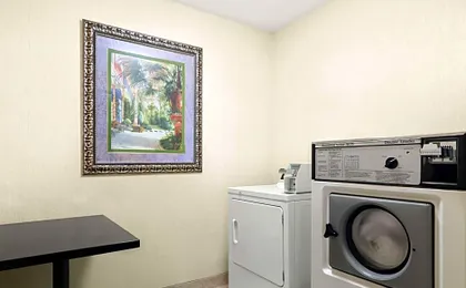Best Western Stateline Lodge