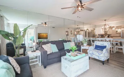 Bethys Beachy Beauty Regency Towers!