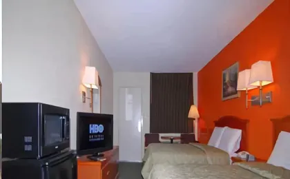 Budget Host Inn